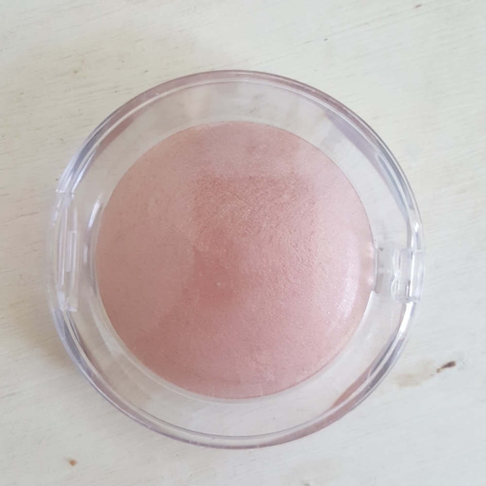NEW Stila Sheer Pressed Powder Refill in Light